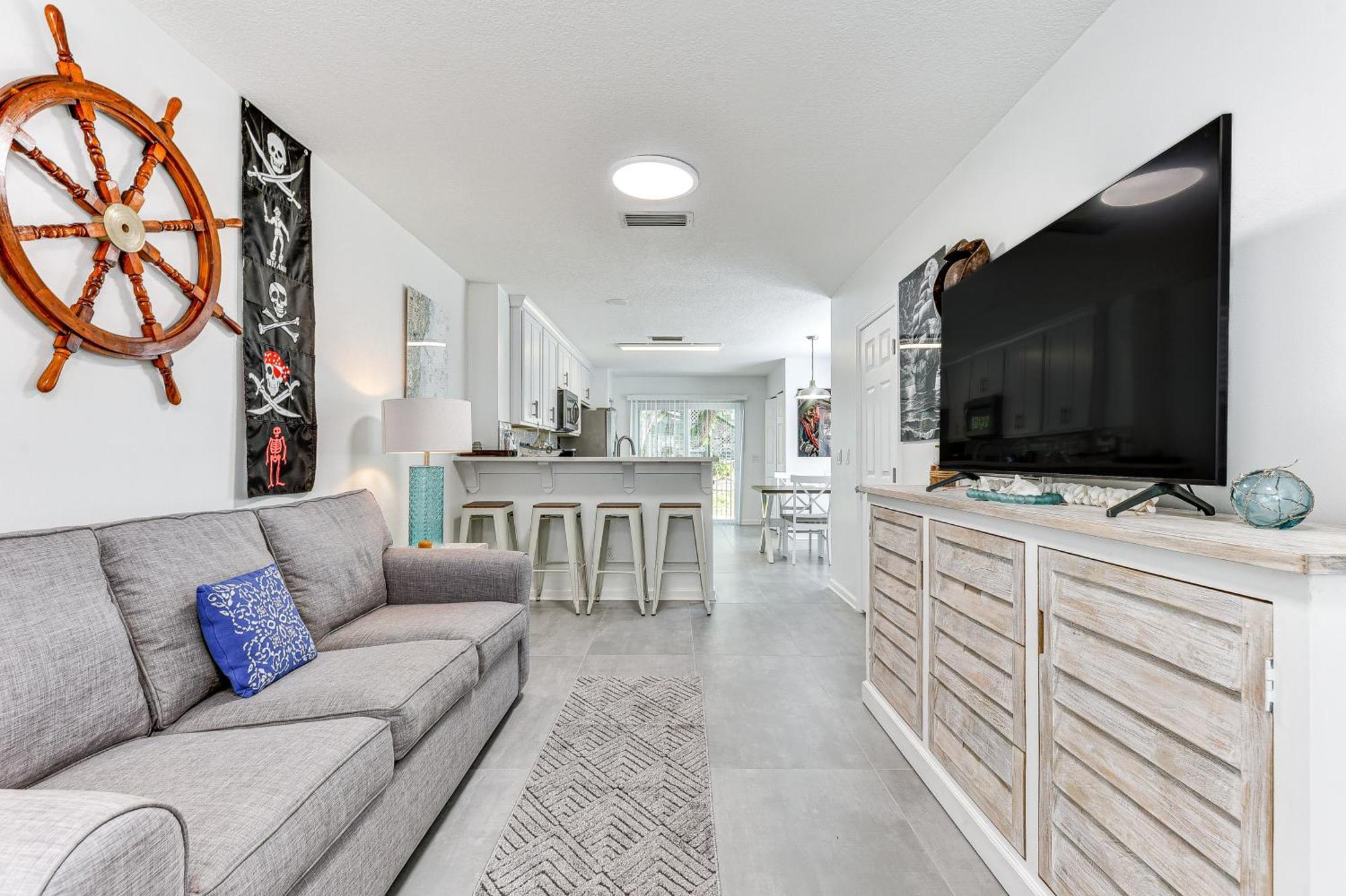 Fernandina Beach Townhome, Steps To Public Beach Bagian luar foto